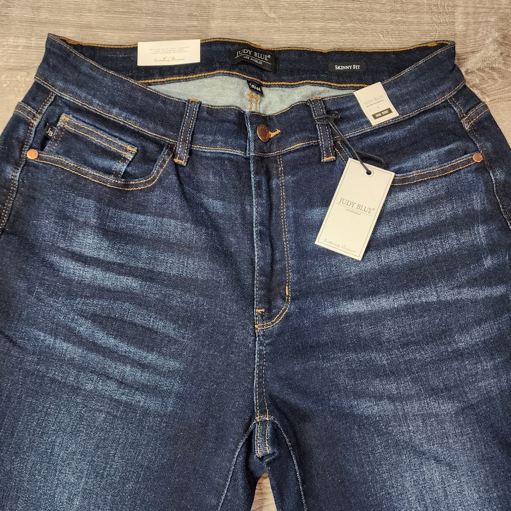 NWT JUDY BLUE Dark Wash Classic Denim Mid Rise Skinny Fit Jean 14 W - Picture 2 of 16